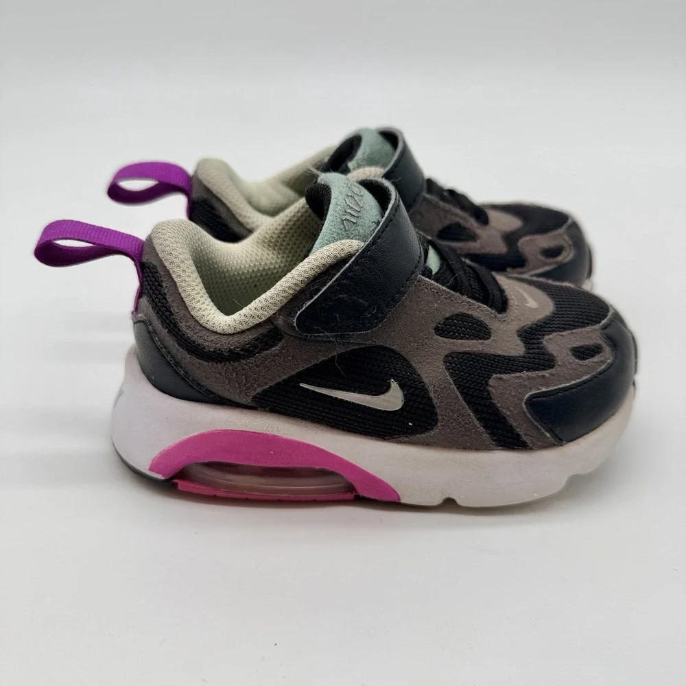Nike Shoes Toddler's Sz 7C Black Metallic Silver Air Max 200 (TD)  AT5629-004